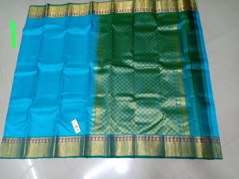 Kanchipuram Silk Saree Blue Color w/ Green Border – Kanchipuram Silk Sarees