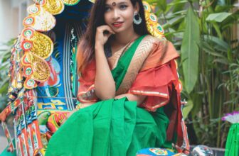 Out-of-the-Box Saree Looks